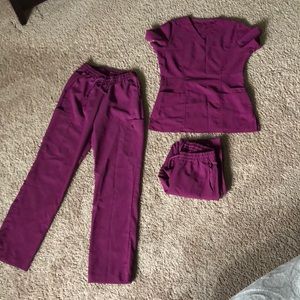 SO SOFT! 3 piece Oasis by White Cross Small scrubs